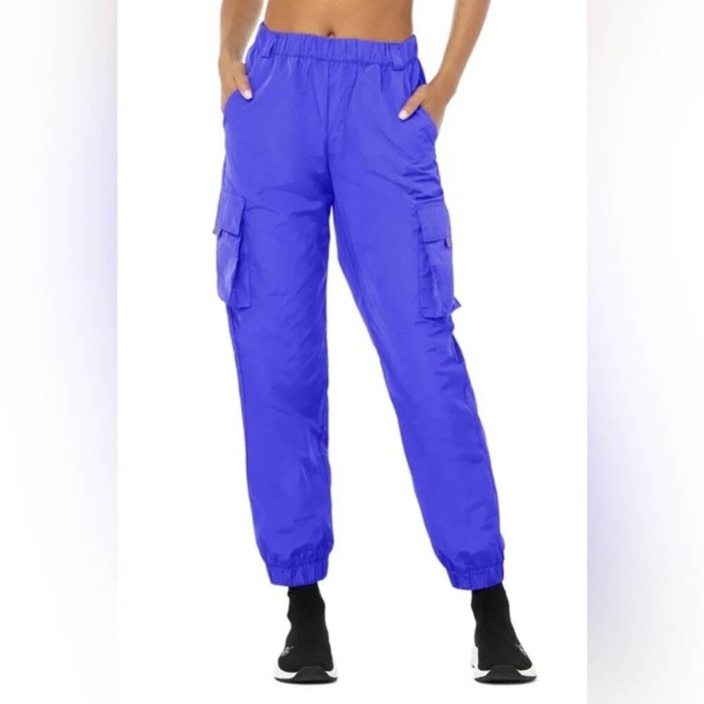 Alo Swooshy Cargo Joggers Blue XS | Worn Once | Athleisure & Trendy